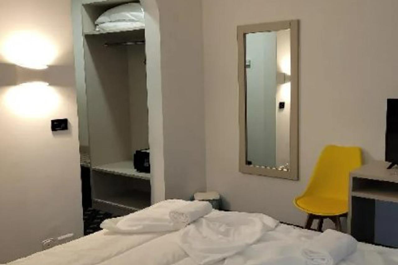 Hotel Azzano Decimo Kültér fotó