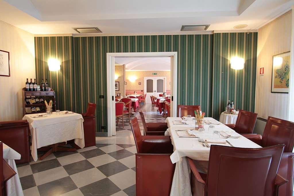 Hotel Azzano Decimo Étterem fotó
